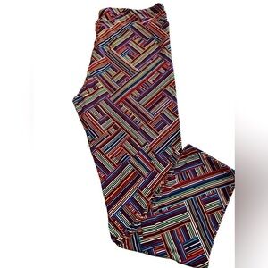 Lularoe TC2 leggings. Basketweave pattern. These will go with everything! NWOT .